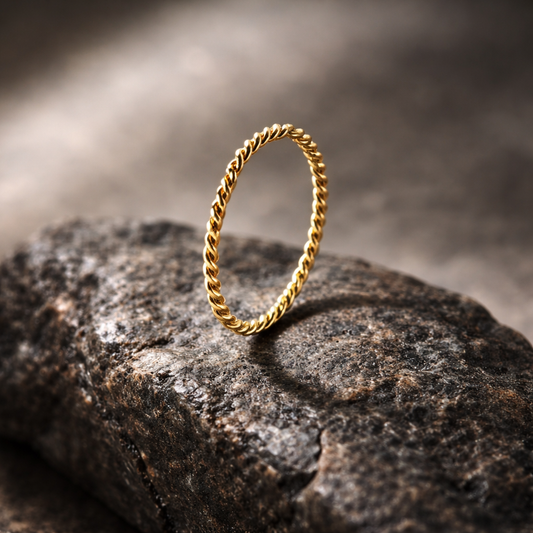 Anel Órbita Banhado em Ouro 18K